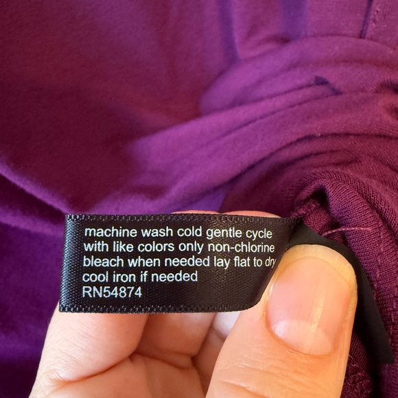 The Limited Women's Cold Shoulder Cut-Out Top Maroon - Picture 6 of 6